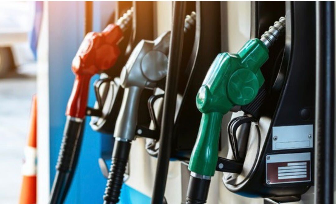 Petrobras anuncia reajuste nos preços da gasolina para as distribuidoras